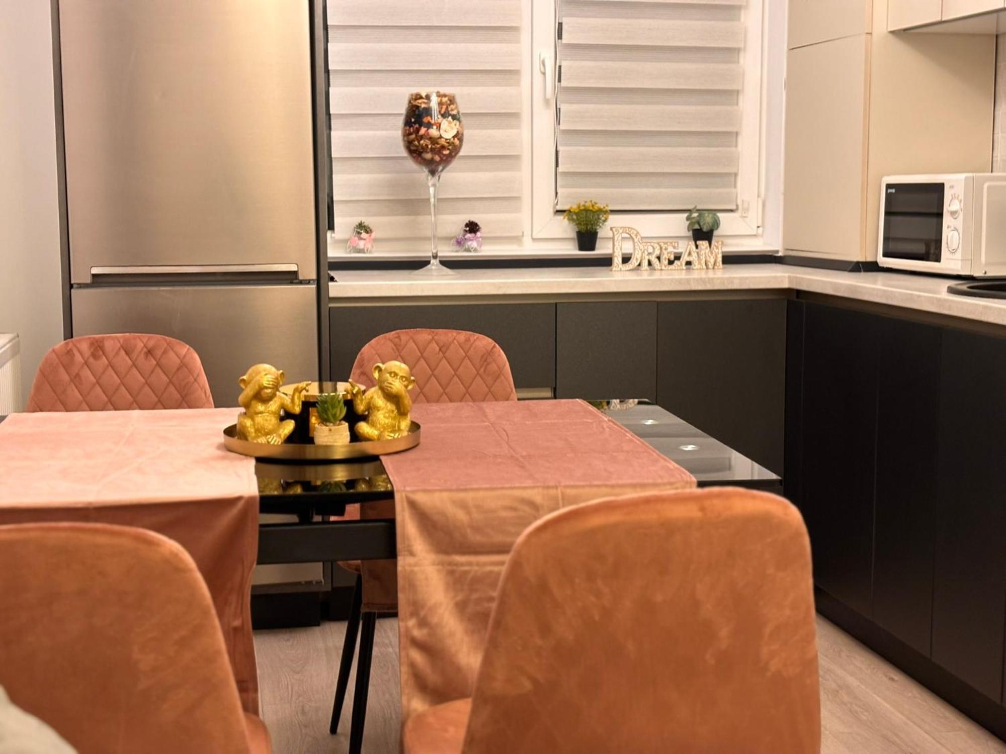 Dream Apartament Bistrita  Bagian luar foto